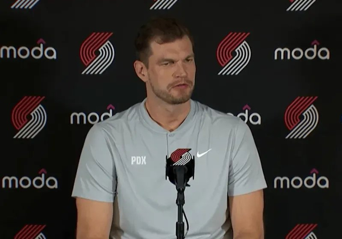 乐鱼体育-斯普利特再谈杨瀚森！肯定移动，直指防守隐患，寄语夏训查漏补缺|NBA|提亚哥-斯普利特|杨翰森|nba|波特兰开拓者队_新浪体育_新浪新闻